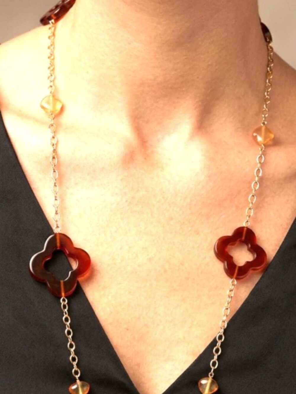 Vintage Amber Faux Tortoise Lucite clover shape Large Link Chain Necklace 50"